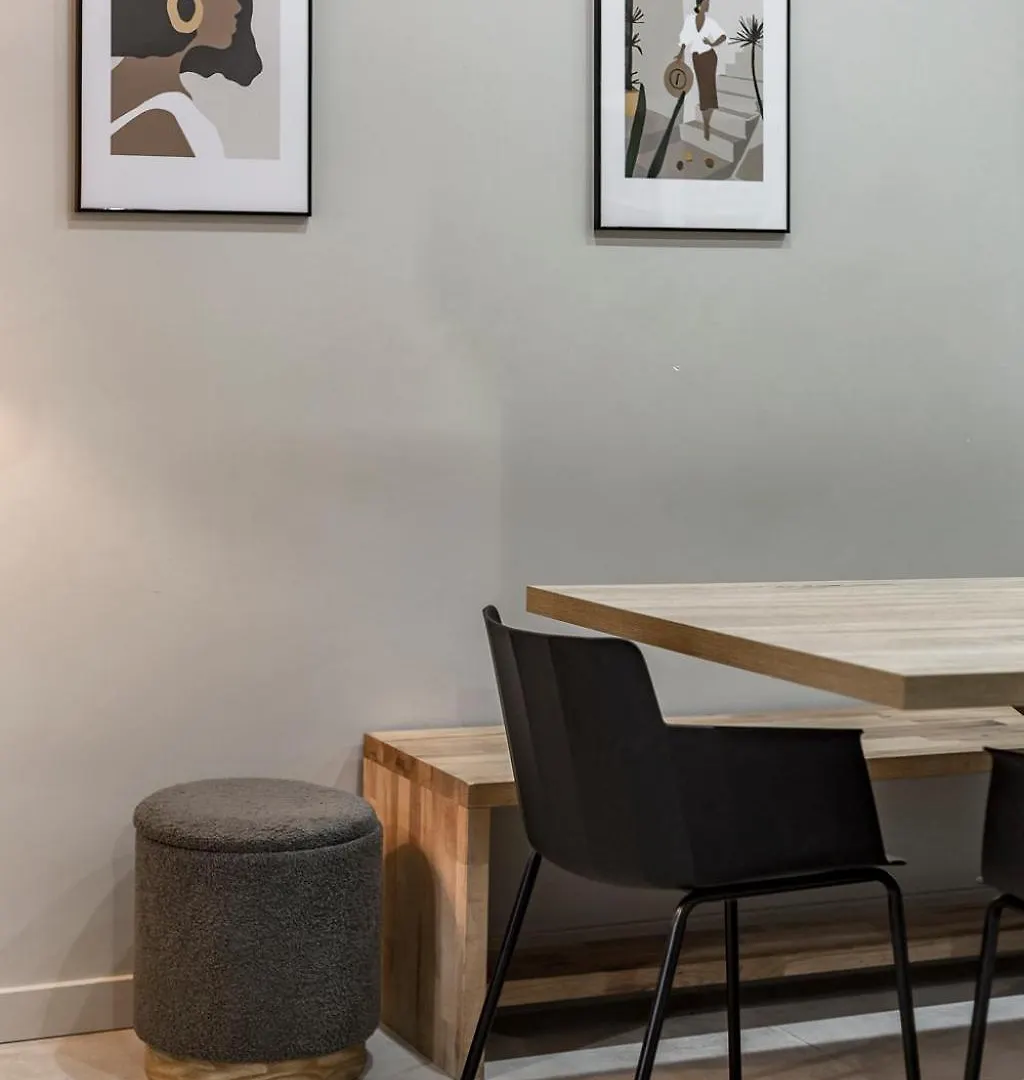 Maison Le Gratte Ciel - Seminaire Ou Famille, Salle De Reunion, 8 Chambres Clim, Jardin & Salle De Sport Villeurbanne